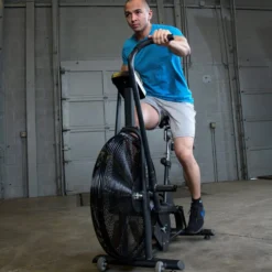 Body-Solid Endurance Fan Bike FB300 -ilmavastuspyörä