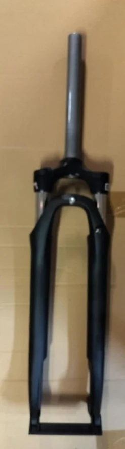 ETUHAARUKKA SF19-NEX-HLO-DS-700C T63, toothless, steering tube 28.6*25.4*247mm, disc brake, with fender mounting hole, black shoulder