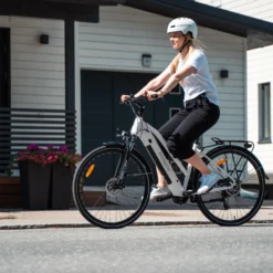 FitNord Ava 300 Sähköpyörä G2, valkoinen