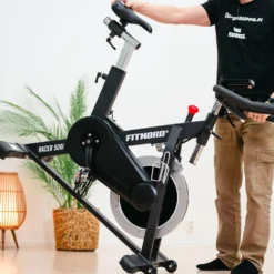 FitNord Racer 500i Spinningpyörä mittarilla (VUODEN LISÄTAKUU KAUPAN PÄÄLLE)