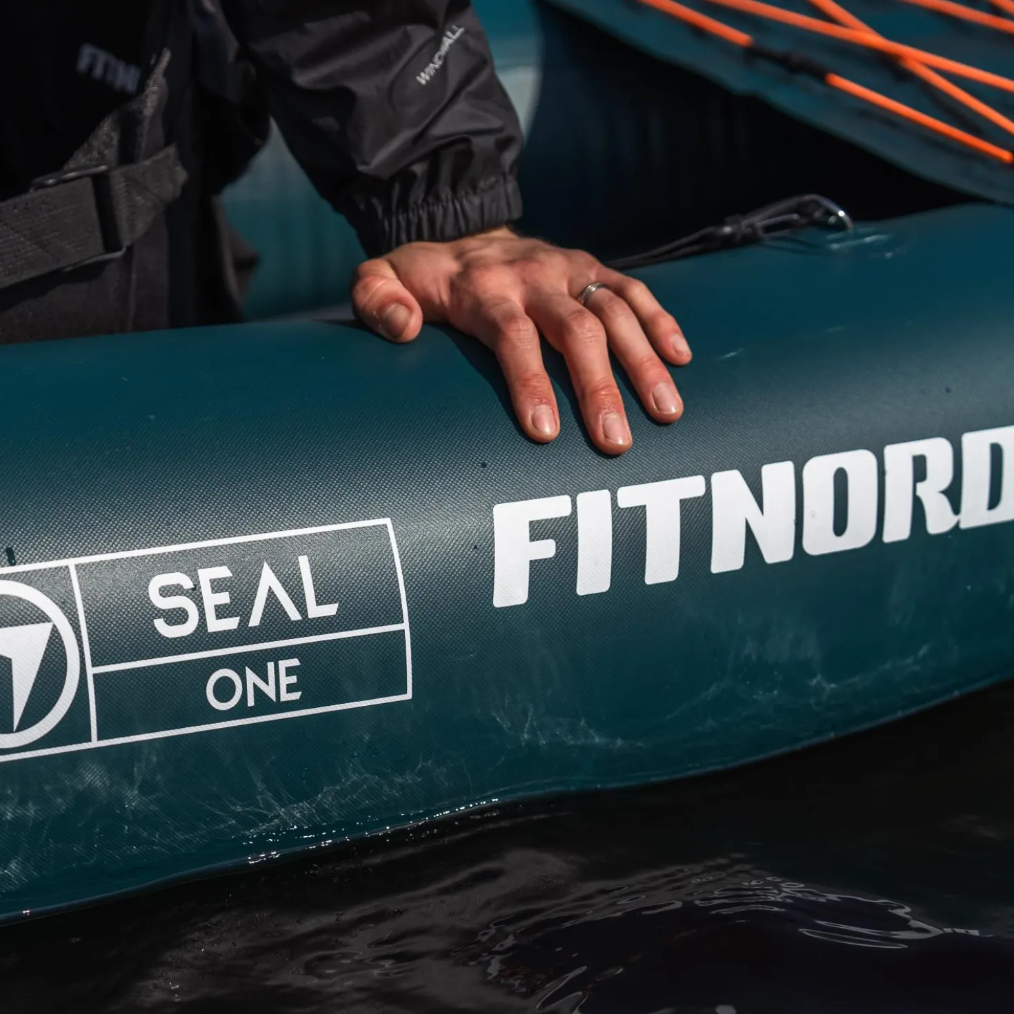 FitNord Seal One ilmatäytteinen kajakki, tummanvihreä (1-istuttava) G2