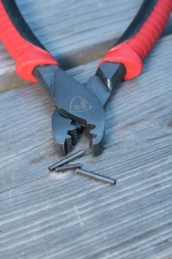 RAGE Crimping pliers 6"